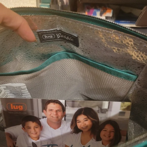 NWT- LUG- GOBBLE INSULATED LUNCH TOTE - Picture 3 of 4